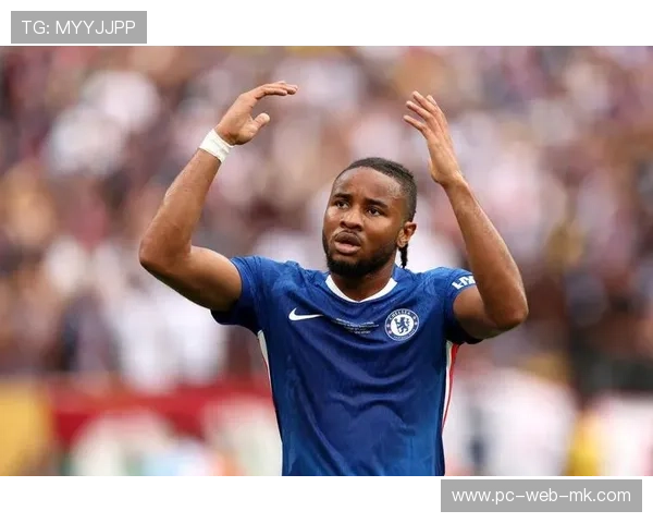 切尔西通过肋部渗透创造机会，恩昆库抽射偏出